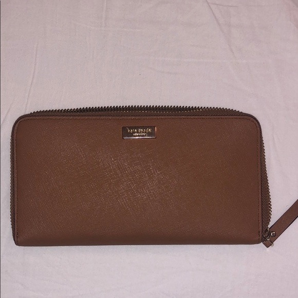 wallet - Picture 1 of 2